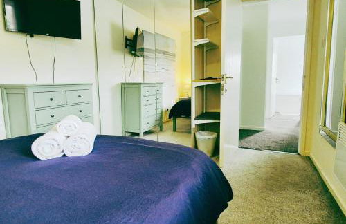 Comfy 3BR Flat on Quiet Street in Wollaton - Foto 11