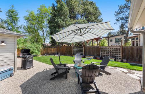 Historic Mountain Ave Bungalow - Walk Everywhere! - Foto 11