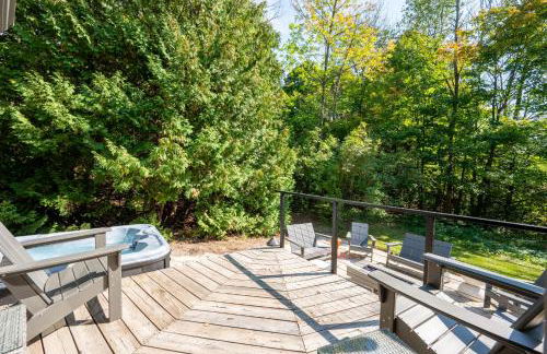 Modern Home Walk to Downtown, Hot Tub & GameRoom - Foto 55