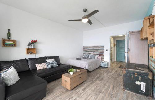 The Blue Lighthouse - Foto 19