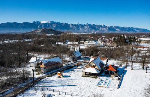 SPA HOLIDAY HOUSE REŽEK - Lovinac - Foto 46