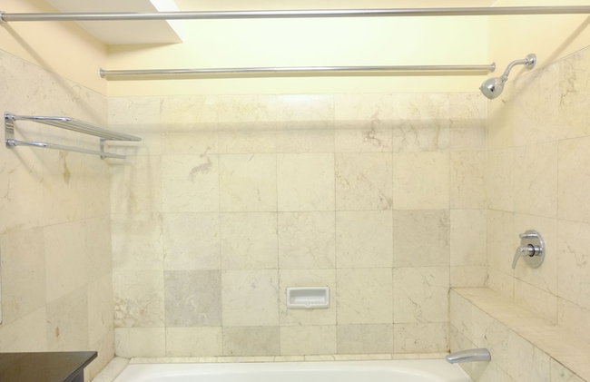 Modern Look 3Br At Apartment Braga City Walk - Foto 18