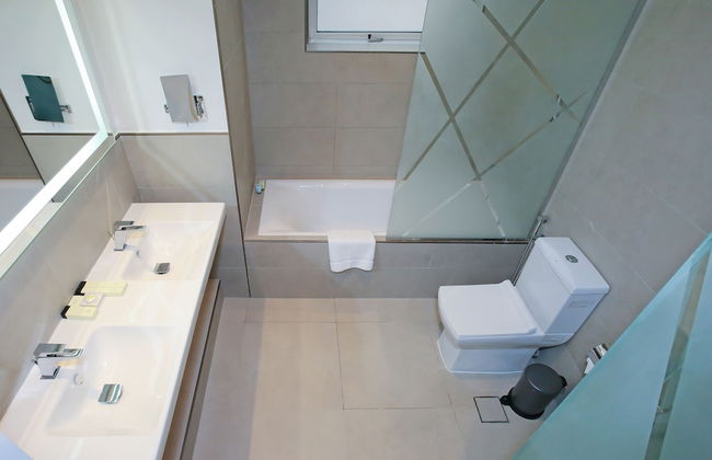 Sitara Hotel Apartment - Photo 29