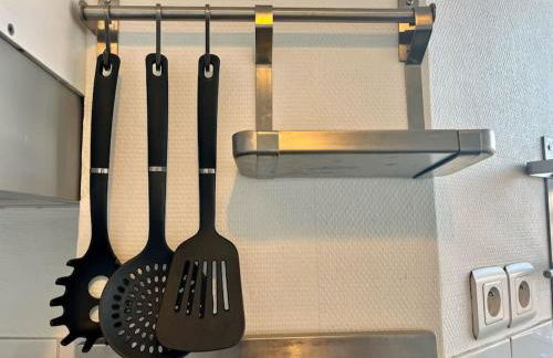 2P calme - climatisation - 70m du métro M4 Barbara - 4 pers maximum - Foto 16