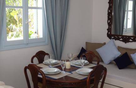 Blue & Sea Studios Apartments - Photo 9