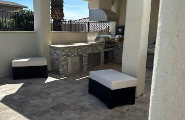 Beautiful New construction home - New Pool & Spa! - Foto 54