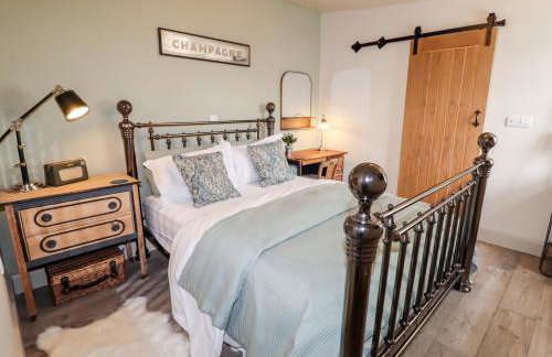 The Shearer's Hut - Photo 8