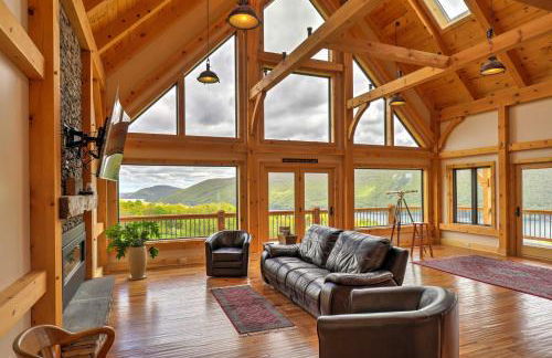 Naples Cabin with Lake Views and Wraparound Deck! - Foto 4