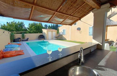 Maison villa avec piscine et spa, 8 à 10 personnes - Photo 6