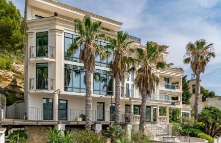 grand studio terrasse de standing, pleine vue village et proche mer - Foto 3