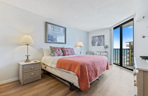 Ocean View / 7th Floor / Pool / Walk to Shopping & Dining / Ocean Trillium Condo #701 - Foto 4