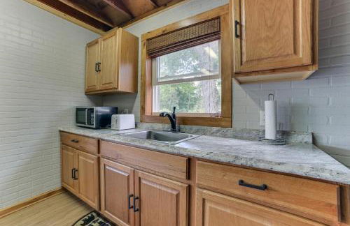 Lupton Cabin Near Lake and Trails - Fire Pit and More! - Foto 8