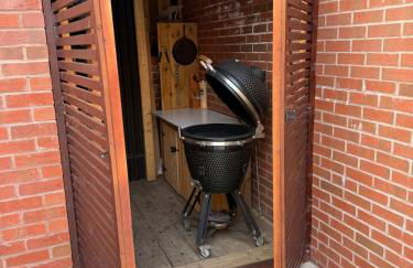 Detached Modern 3 Bedroom House - Photo 33