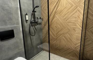 Apartament Neonowy by Apartamenty 77 - Photo 3