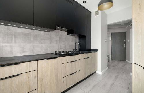 Unique One Bedroom Apartment with Balcony in Rzeszów by Noclegi Renters - Foto 15