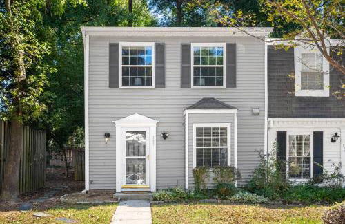 Cozy End Unit Townhouse 1 Mile from Downtown Cary - Foto 6
