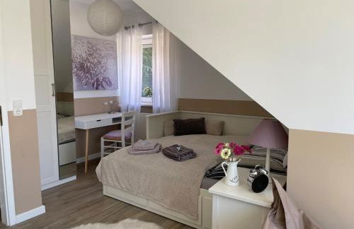 Sonnendeck / 3 Zi.-FeWo mit Meerblick in Toplage - Foto 8