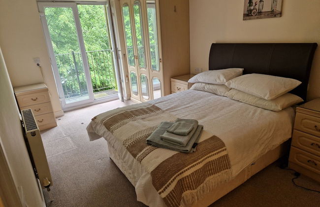 2 Bed Flat - Sleeps 4 - Parking - Wifi - Foto 1