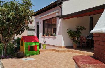 Romantic Apartment Flower - Photo 20