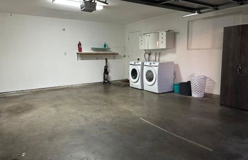 Rustic Retreat 3 bd/2 bth - Large Family Game Area - Foto 5