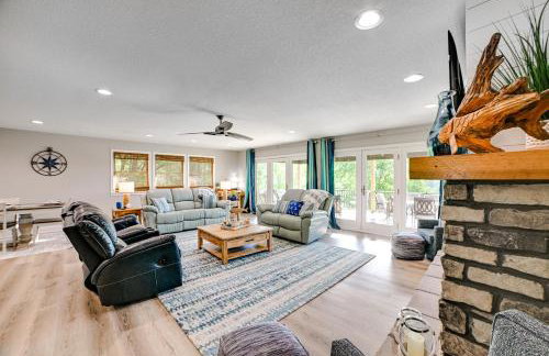 Beautiful Kentucky Lake Getaway with Dock and Deck! - Foto 5