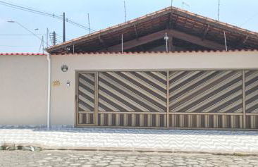 Casa Lindíssima e Espaçosa com 2 Piscinas - Adulto e Infantil, Perto da Praia, Opção da Piscina Adulto Aquecida Cobrado à Parte, 4 Quartos Frente as Piscinas, Área Gourmet Completa com Churrasqueira, Forno e Fogão a Lenha, Mesa de Bilhar, Lareira na Sala - Photo 45
