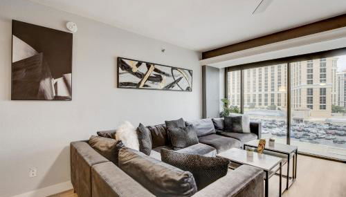 Iconic Vegas Views - 6 comfy Beds, NO RESORT FEES, Center Strip! - Foto 4