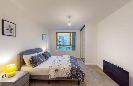 Stylish 2-bed flat,Secure Parking - Foto 3