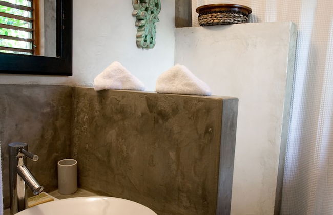 Villas Sur Mer - Photo 35