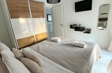 Eden Suite Paralia - Photo 54