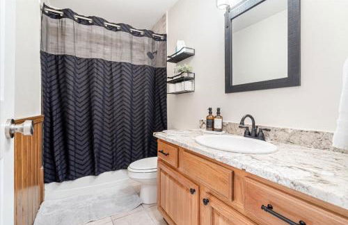 Beautiful 3 bed 2 bath home near Crystal Bridges - Foto 29