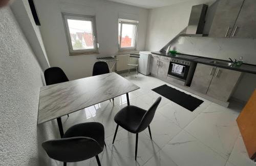 Benk 24H Apartment Nr 3 Perfekt für bis zu 6 Personen - Foto 1