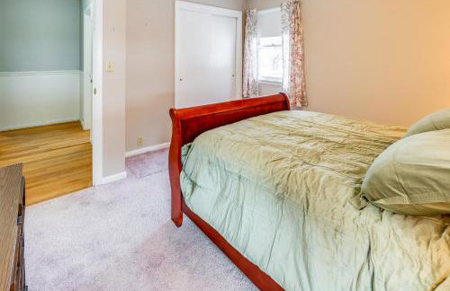 9 Mi to Lake George Village Home in Queensbury - Foto 18