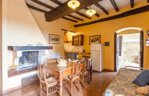 ISA-Farmhouse with swimming-pool in Chianti-area in the middle of Tuscan nature - Foto 33