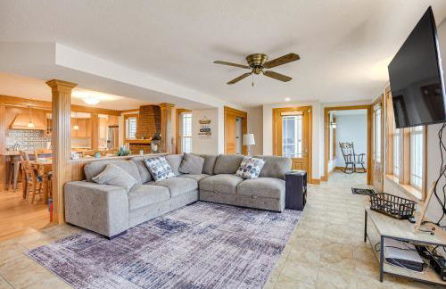 Waterfront Buckeye Lake House Deck and Views! - Foto 3