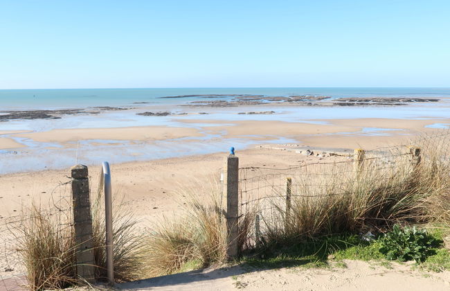 Pirou Beach - Foto 34