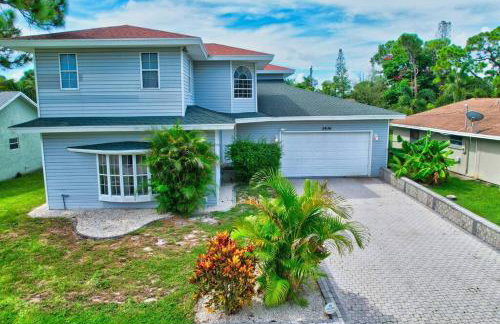 5 BR Mansion with Pool and non-heated Jacuzzi Games in Boynton Beach - Photo 40