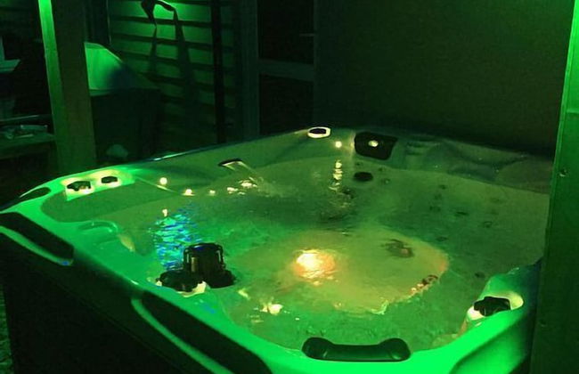 Four Corners Holiday Home with Hot Tub & Sauna - Foto 28