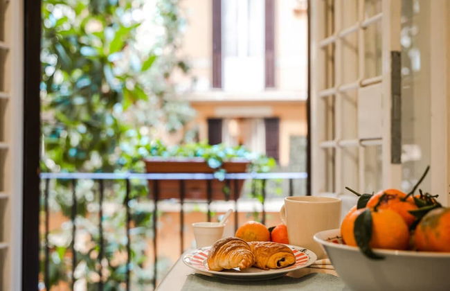 New Listing La Magnolia A C Balcony Office Piazza Navona Spanish Steps - Foto 16