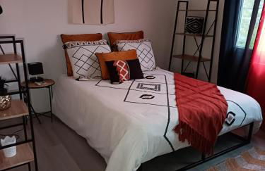 La Cachette Maison 6 personnes 3 chambres avec jardin - Foto 26