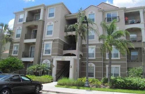 2 Bedroom private lakeview by Conference Center and Epic Universe walking distance - Foto 18
