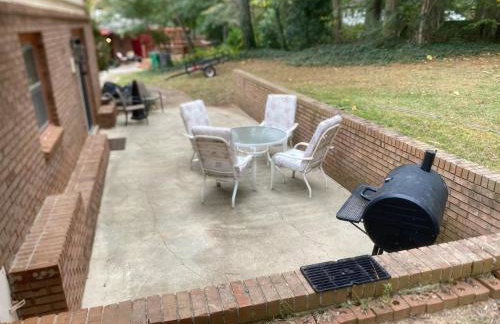 Peaceful 4BR Haven in Stn Mtn-Large Gameroom - Foto 5