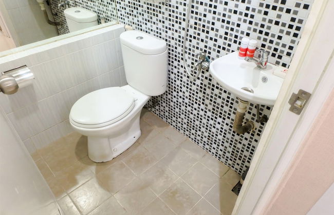 Cozy Green Pramuka Apartment - Foto 26