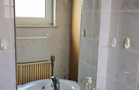 Beautiful 3 Room big Apartment with kitchen and Balcony - Foto 35