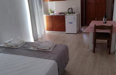 Apartments Glibić - Photo 37