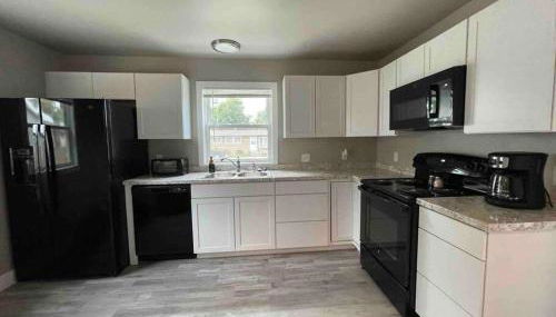 Quaint new renovation perfect for your large group - Foto 4