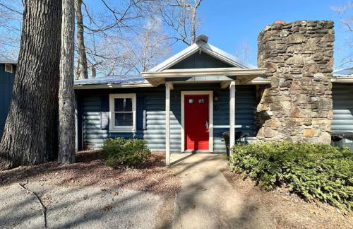 Cottage 10 Lees Ford Marina - Photo 5