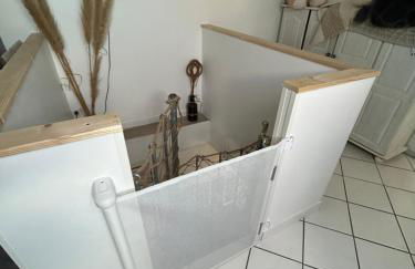 Petite maison dans village animé - Foto 8