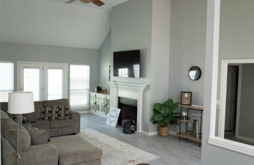 Walking distance to Coler MTN Bike - 3BR 2BA - Foto 22