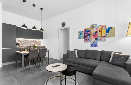 Milan Essence Parcheggio Gratuito e Self Check-In a Milano - Foto 1